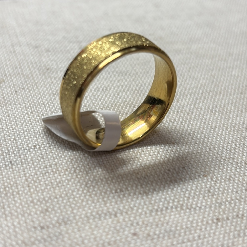 Gold tone stainless steel ring